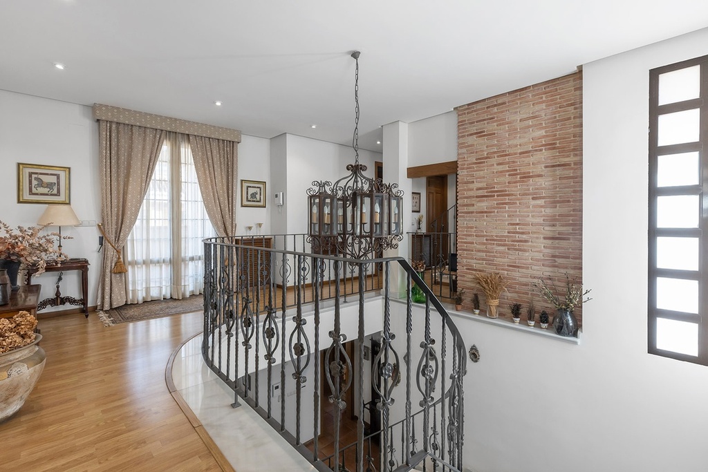 Vrijstaande villa te koop in Torrevieja