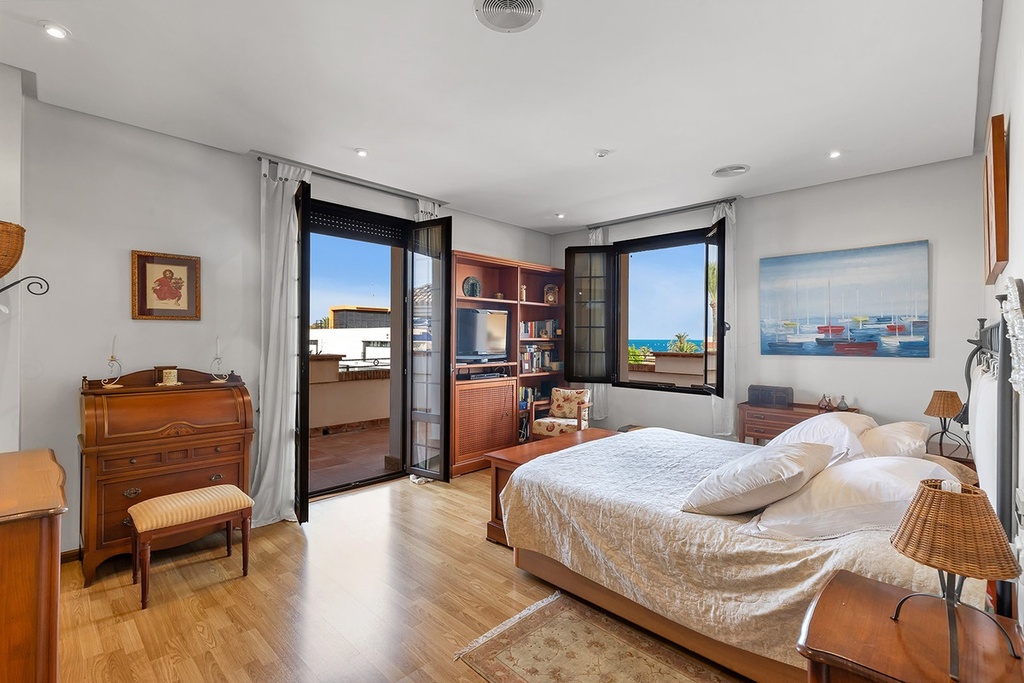 Vrijstaande villa te koop in Torrevieja
