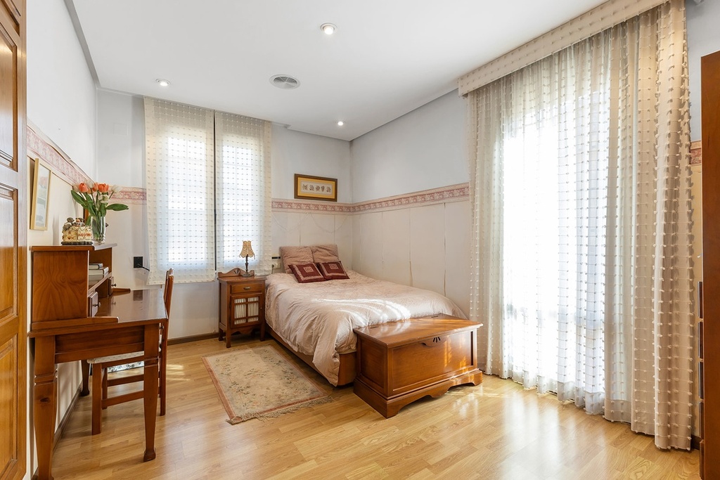 Vrijstaande villa te koop in Torrevieja