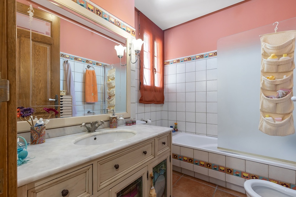 Vrijstaande villa te koop in Torrevieja