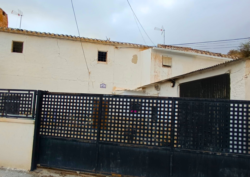 Grottewoning te koop in El Margen, Cúllar (Granada)