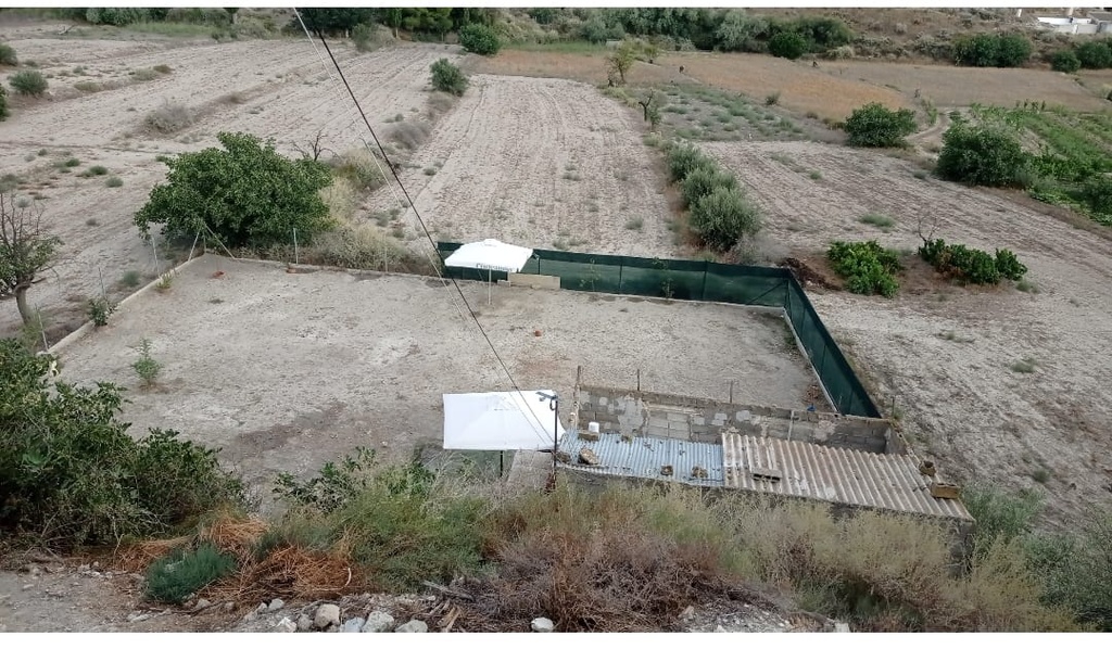 Grottewoning te koop in El Margen, Cúllar (Granada)