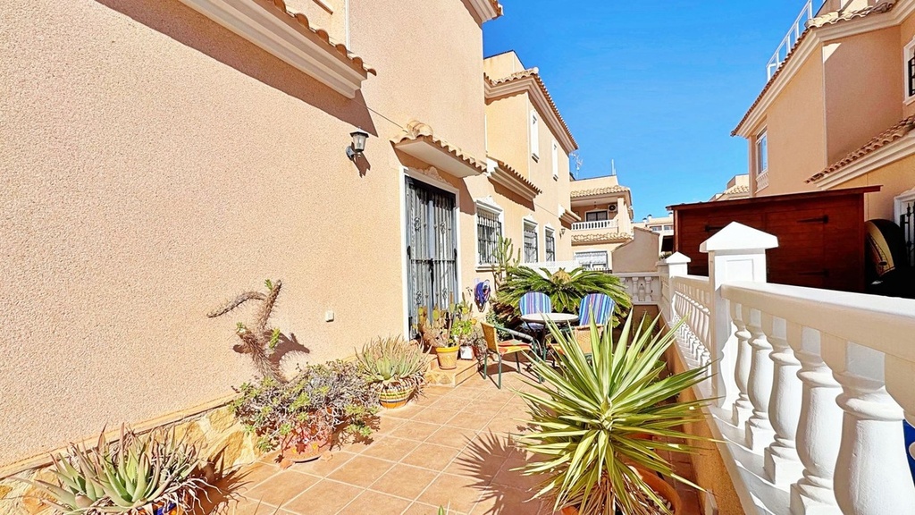Townhouse te koop in Orihuela Costa