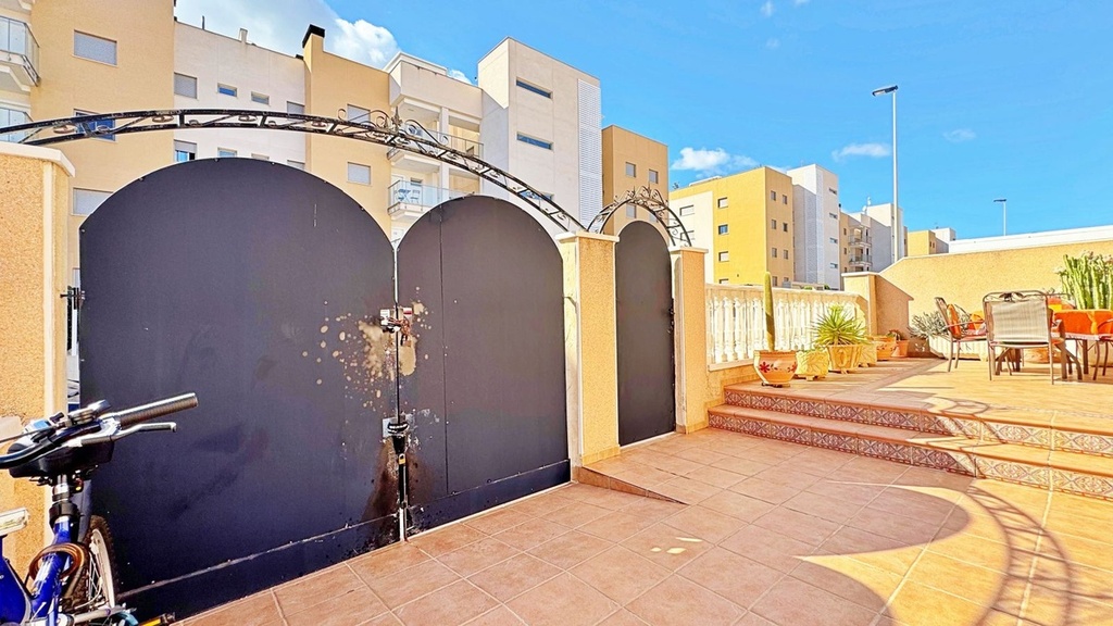 Townhouse te koop in Orihuela Costa