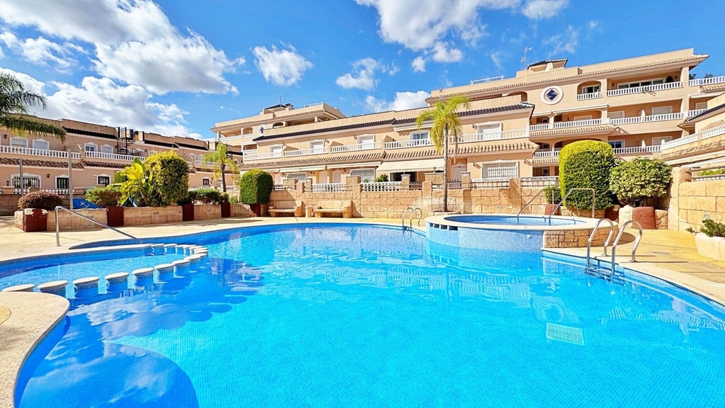 Townhouse te koop in Orihuela Costa