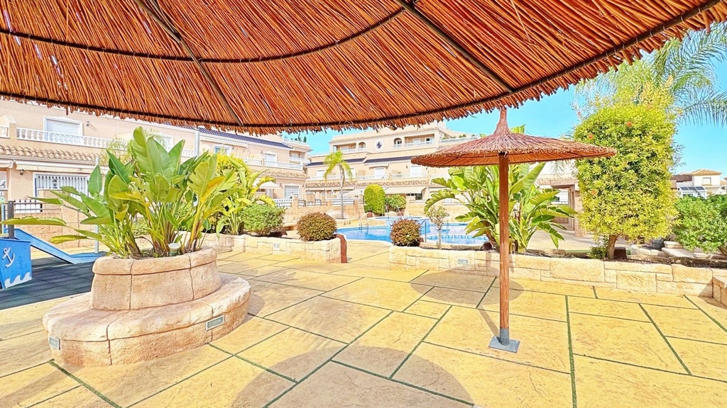 Townhouse te koop in Orihuela Costa