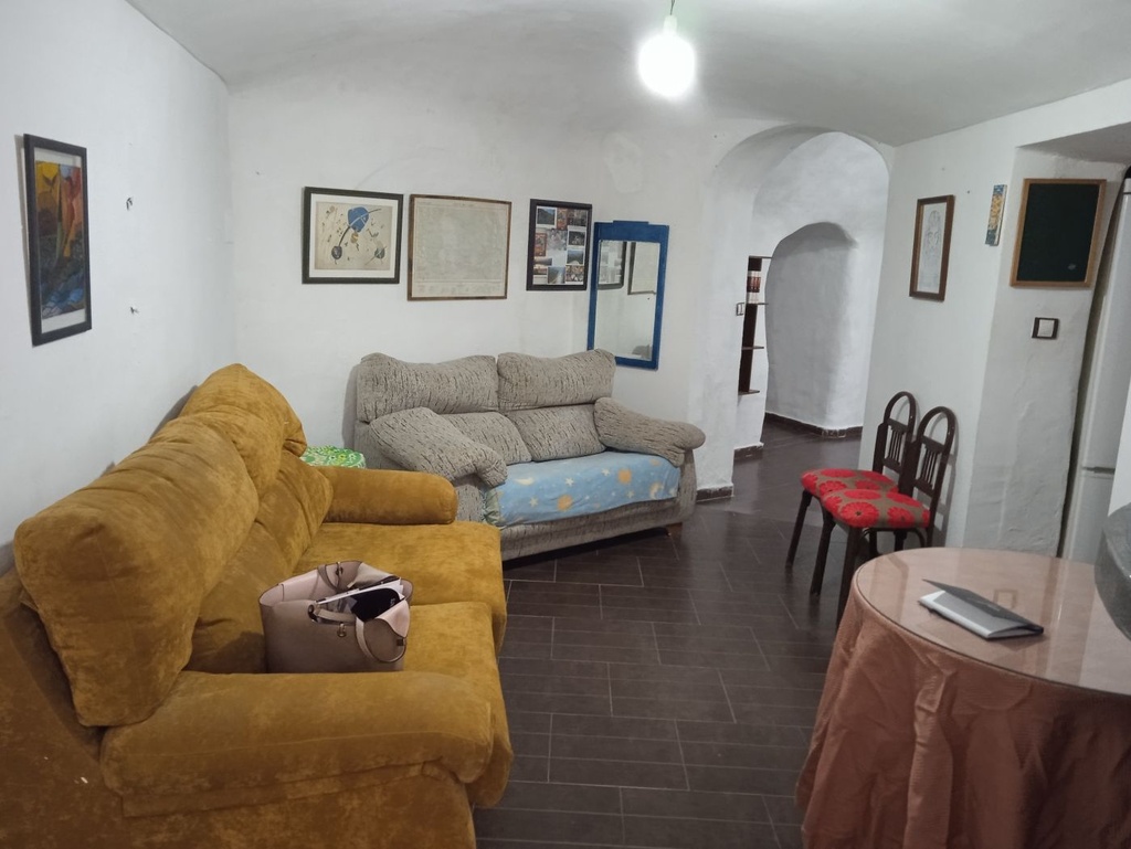 Grottewoning – 1 slaapkamer, 1 badkamer te koop in Cuevas del Campo, Granada