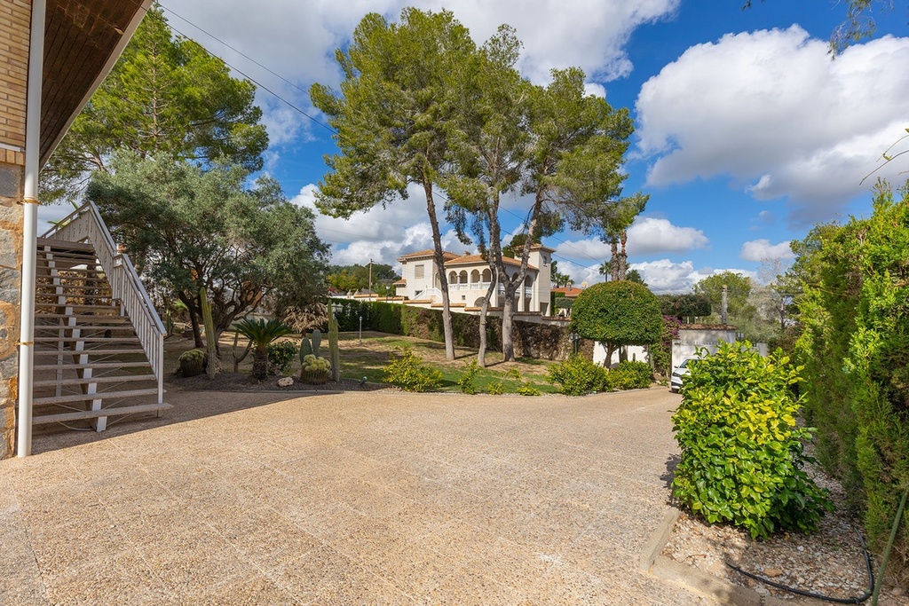 Villa Vrijstaande Te Koop in Orihuela Costa