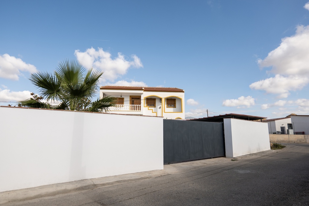 Charmant volledig gerenoveerd traditioneel Andalusisch huis in de buurt van Albox
