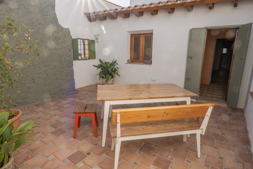 Charmant volledig gerenoveerd traditioneel Andalusisch huis in de buurt van Albox