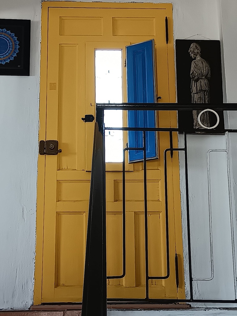 Fantastische gelegenheid in Caniles, Granada – 5 slaapkamers, 2 badkamers, 2 volledig functionele keukens, Twee-verdiepings hoofdwoning, Zelfstandig 1-slaapkamer appartement met eigen ingang – Ook huur-tot-koop optie beschikbaar
