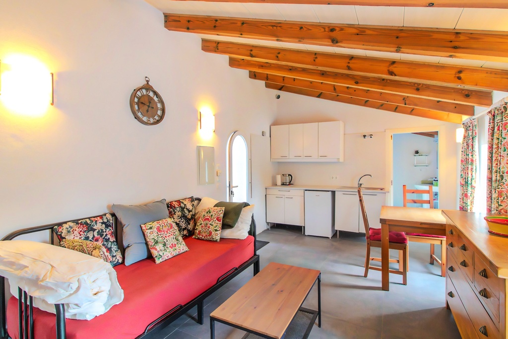 Villa Spaanse “El Jardin Secreto” met 5 slaapkamers, 5 badkamers en onafhankelijk gastenhuisje in Alora