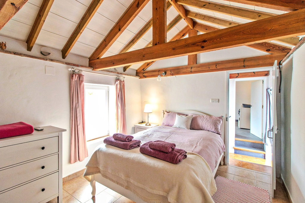 Villa Spaanse “De Geheime Tuin” met 5 slaapkamers, 5 badkamers en onafhankelijk gastenhuisje in Álora