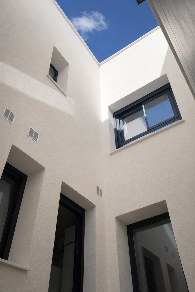 GLOEDNIEUW Turnkey Rijtjeswoning met Privézwembad en Bergzicht | Dolores