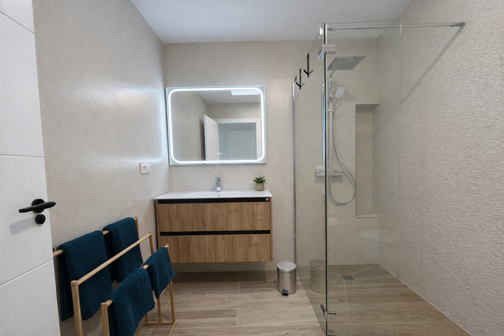 GLOEDNIEUW Turnkey Rijtjeswoning met Privézwembad en Bergzicht | Dolores