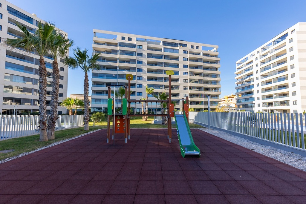 Appartement te koop in Torrevieja (Town), Torrevieja