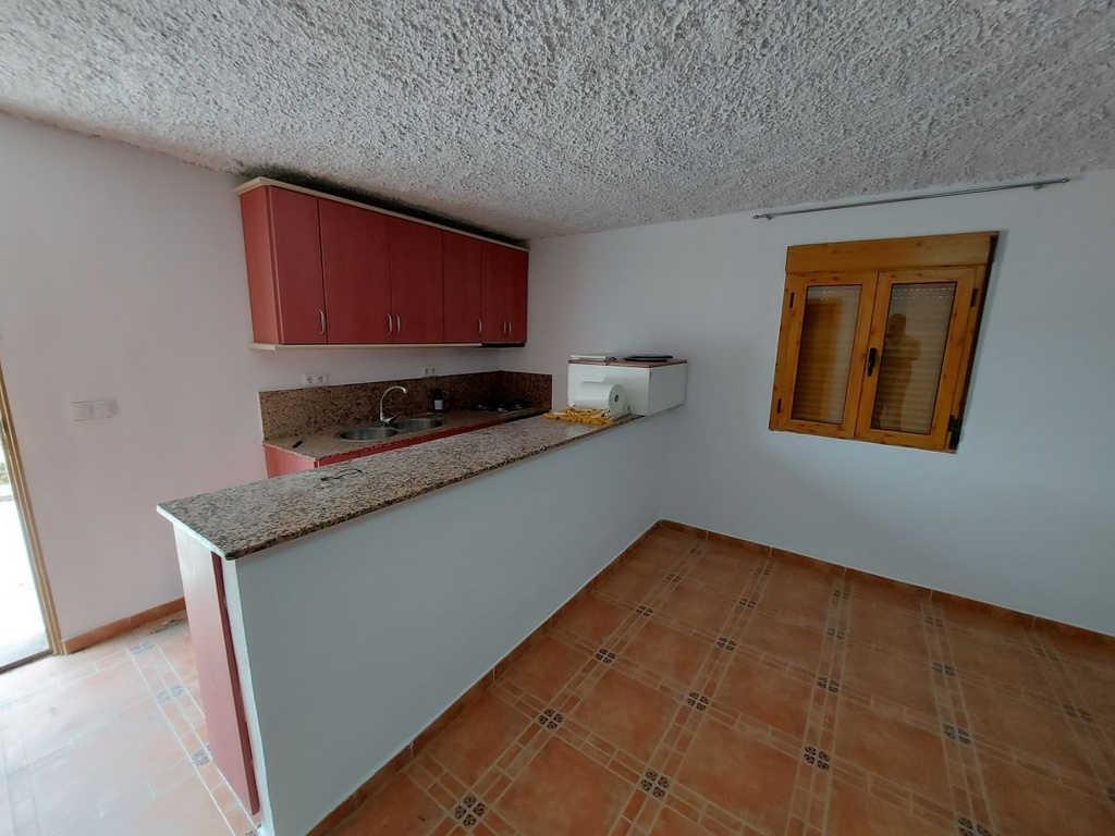 Finca – Landgoed met 3 slaapkamers te koop in Baza, Granada