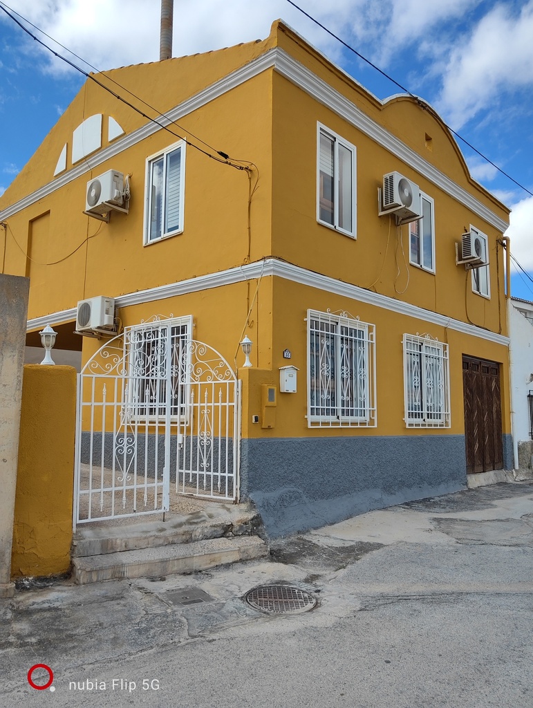 Landhuis & Grothuisje in Baza, Granada