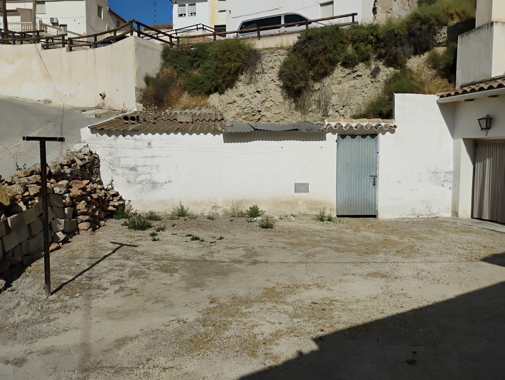 Grottenwoning voor renovatie – Castilléjar