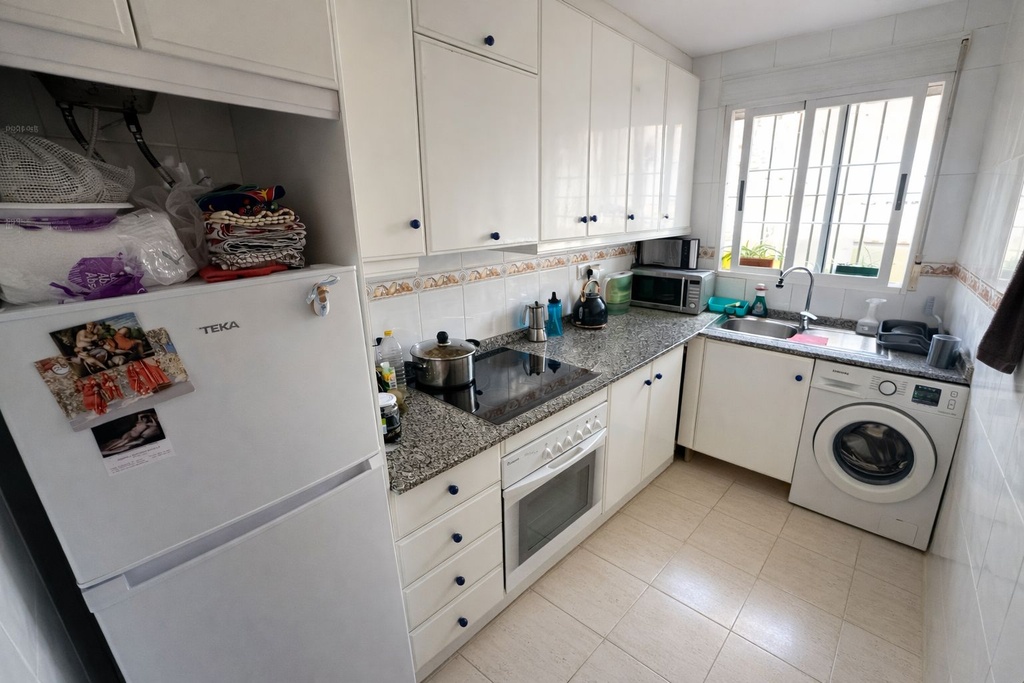 2-slaapkamer penthouse met groot terras in het hart van Torrevieja