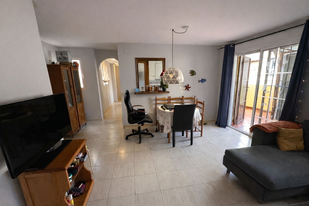 2-slaapkamer penthouse met groot terras in het hart van Torrevieja