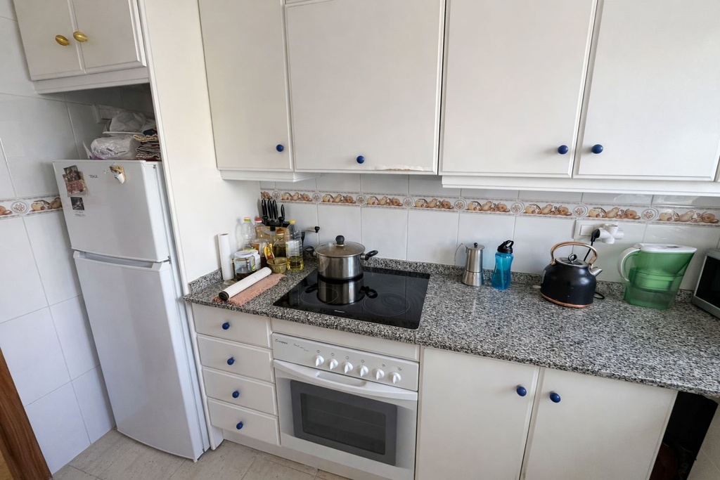 2-slaapkamer penthouse met groot terras in het hart van Torrevieja