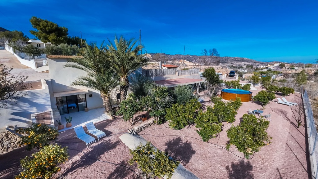 La Romana Alicante Villa met 8 slaapkamers, 2 zwembaden en 2 bijgebouwen