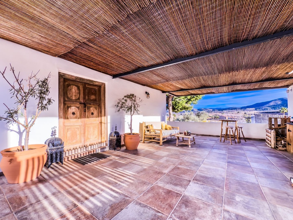La Romana Alicante Villa met 8 slaapkamers, 2 zwembaden en 2 bijgebouwen
