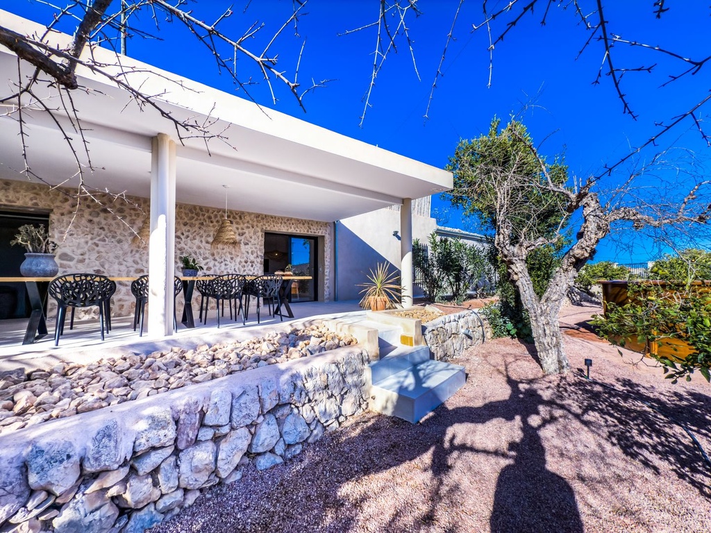 La Romana Alicante Villa met 8 slaapkamers, 2 zwembaden en 2 bijgebouwen