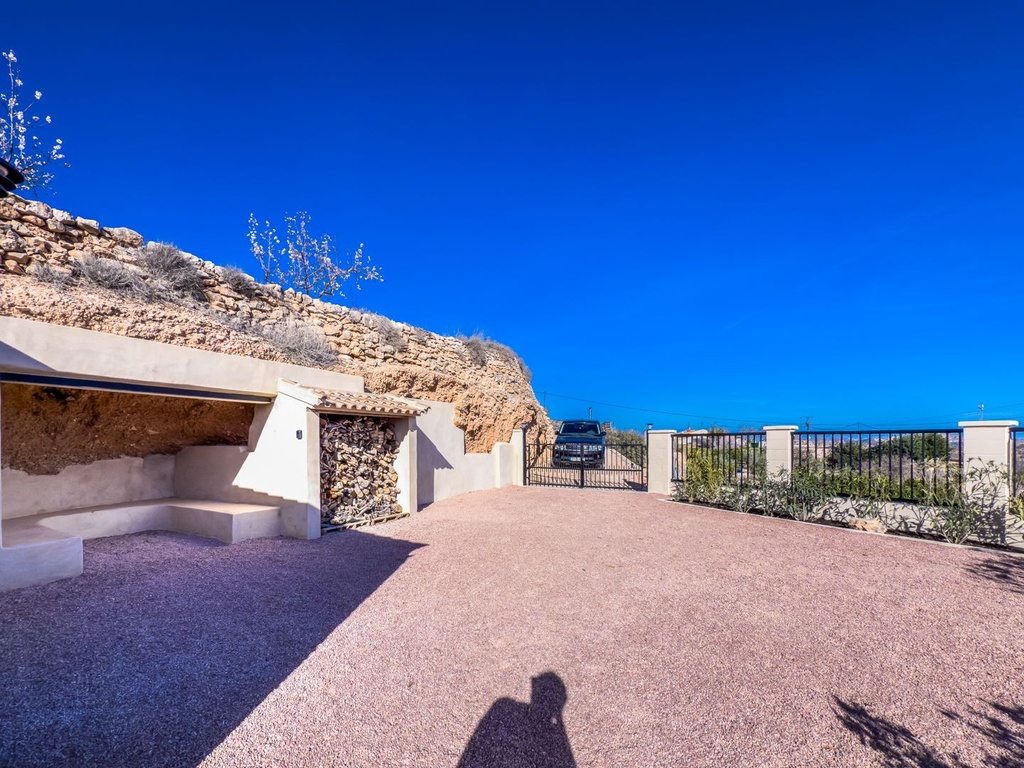 La Romana Alicante Villa met 8 slaapkamers, 2 zwembaden en 2 bijgebouwen