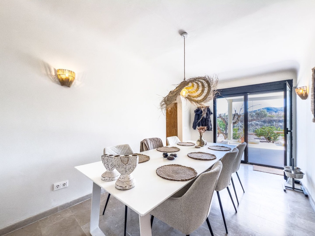 La Romana Alicante Villa met 8 slaapkamers, 2 zwembaden en 2 bijgebouwen
