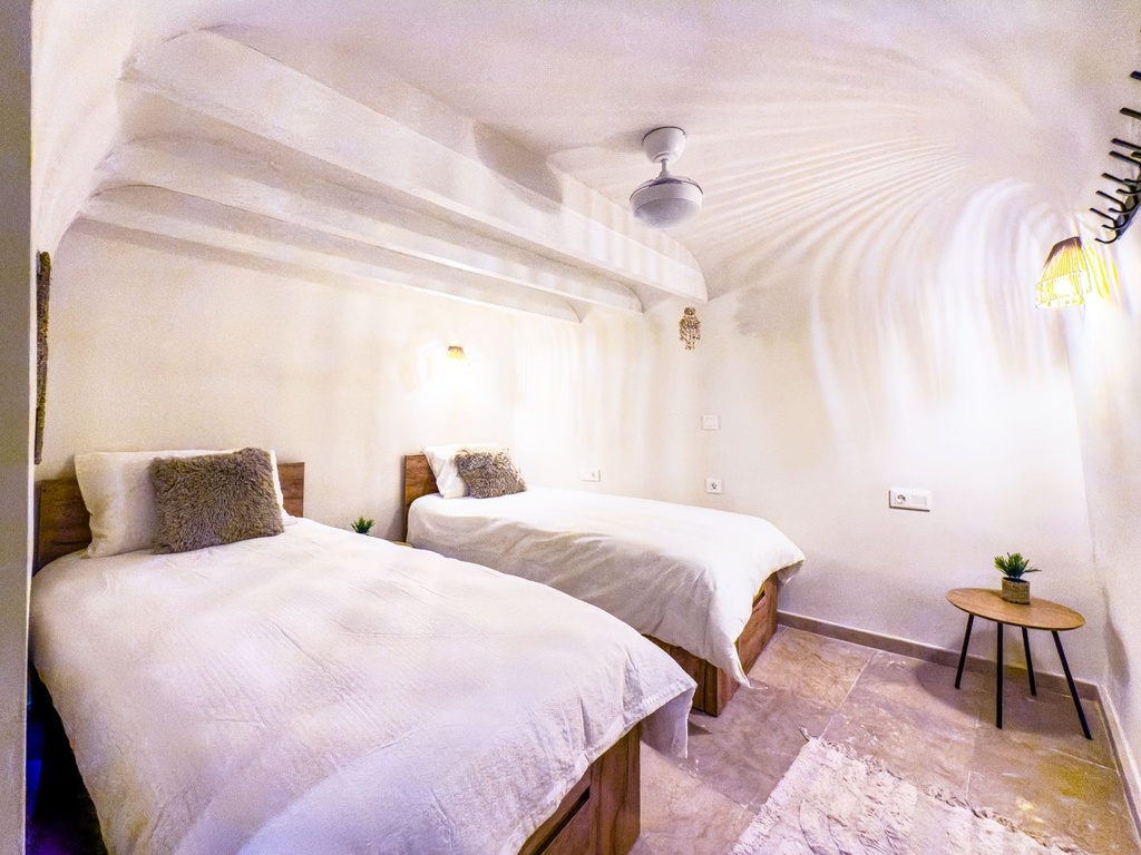 La Romana Alicante Villa met 8 slaapkamers, 2 zwembaden en 2 bijgebouwen