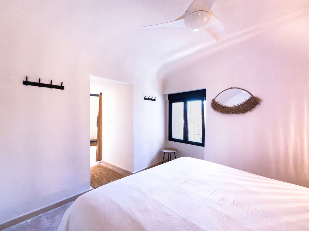 La Romana Alicante Villa met 8 slaapkamers, 2 zwembaden en 2 bijgebouwen