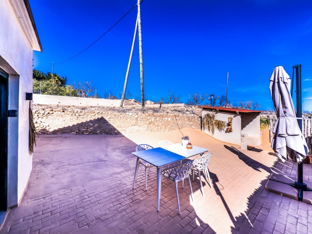 La Romana Alicante Villa met 8 slaapkamers, 2 zwembaden en 2 bijgebouwen