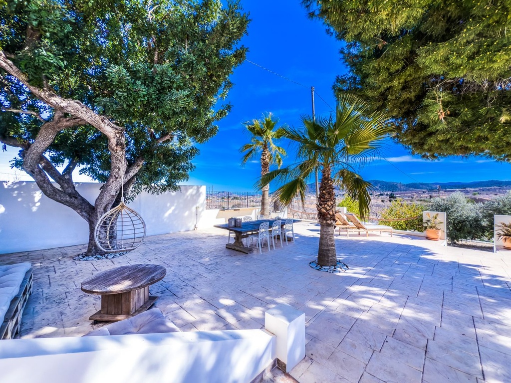 La Romana Alicante Villa met 8 slaapkamers, 2 zwembaden en 2 bijgebouwen