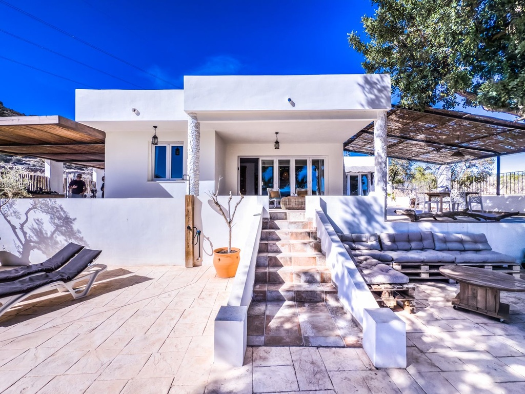 La Romana Alicante Villa met 8 slaapkamers, 2 zwembaden en 2 bijgebouwen