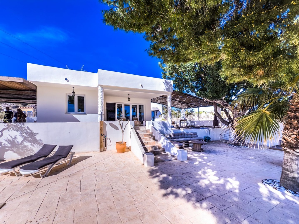 La Romana Alicante Villa met 8 slaapkamers, 2 zwembaden en 2 bijgebouwen