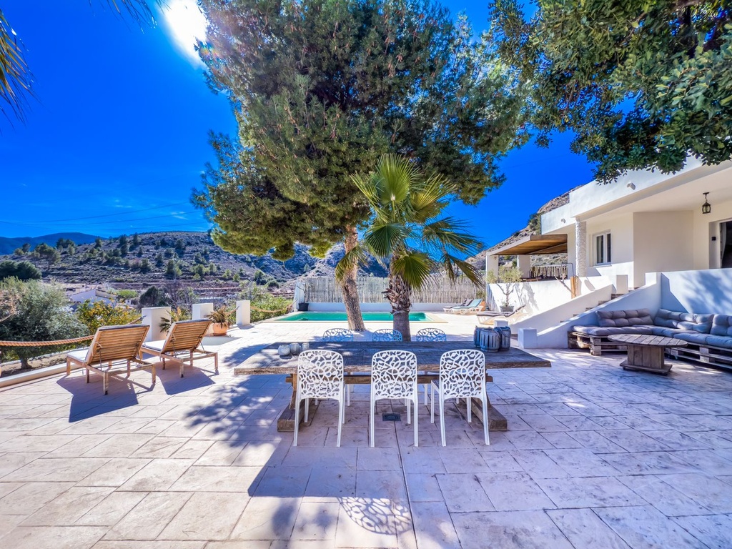 La Romana Alicante Villa met 8 slaapkamers, 2 zwembaden en 2 bijgebouwen