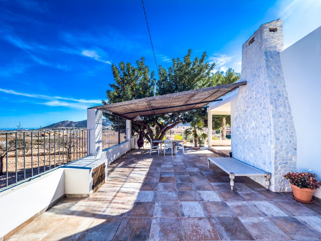 La Romana Alicante Villa met 8 slaapkamers, 2 zwembaden en 2 bijgebouwen