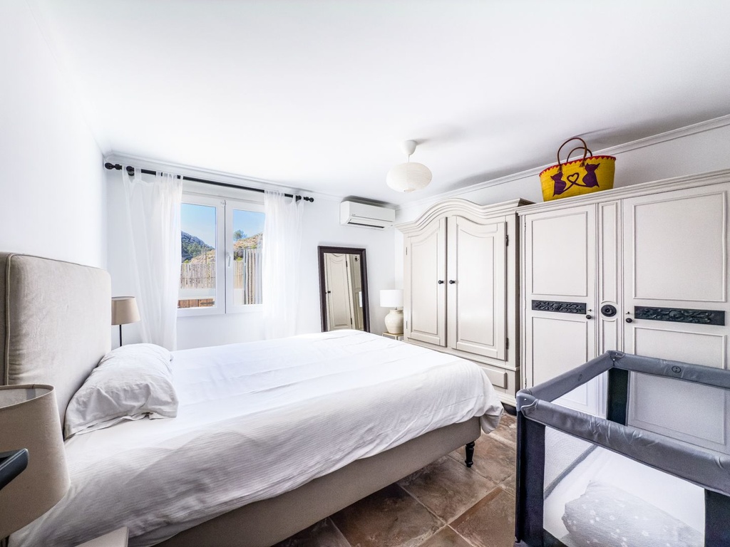 La Romana Alicante Villa met 8 slaapkamers, 2 zwembaden en 2 bijgebouwen