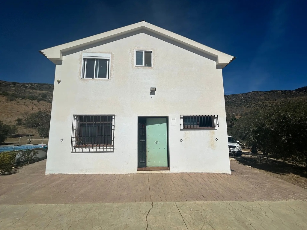 Vrijstaand paardensport-pand in Villanueva de la Concepción, Málaga