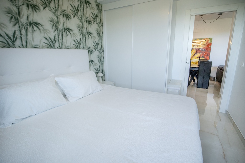 Luxe penthouse met 3 slaapkamers in Torrevieja – Los Altos met parkeerplaats en opslagruimte