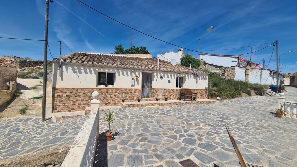 Prachtig Herenhuis te Koop in El Margen, Oria