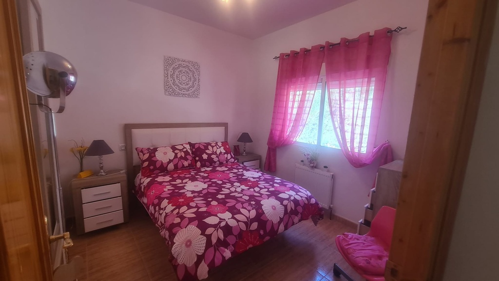 Landelijk Villa met 3 Slaapkamers, 1 Badkamer Te Koop in El Margen, Oria