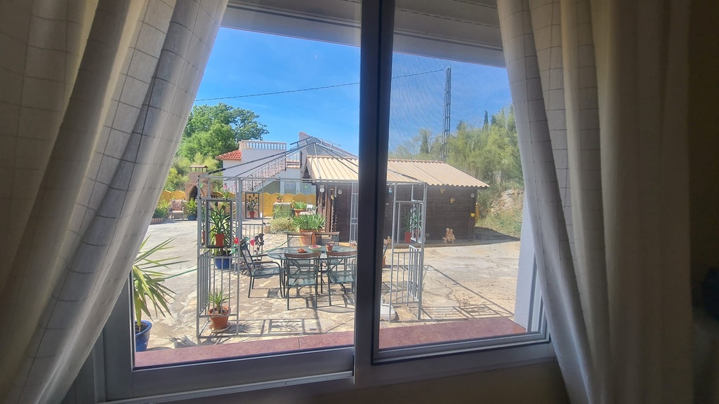 Landelijk villa met 3 slaapkamers en 1 badkamer te koop in El Margen, Oria, Almería
