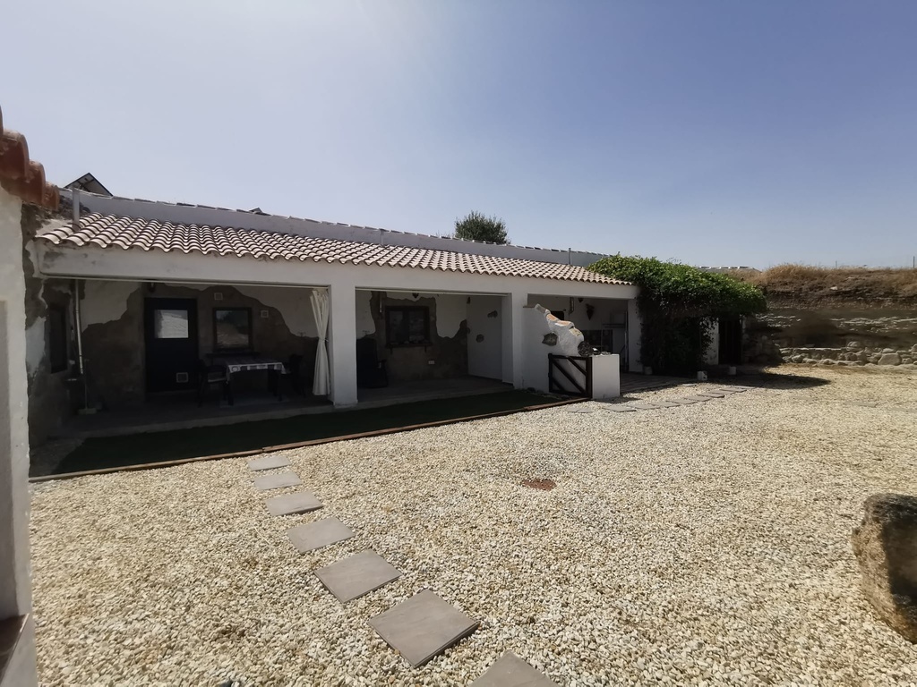 Grottewoning in Galera, Granada, Cueva Michelle, La Alquería met toeristisch vergunning