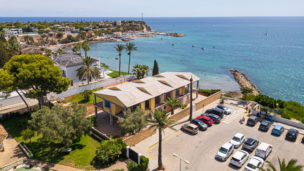 Villa’s aan het strand te koop in Orihuela Costa