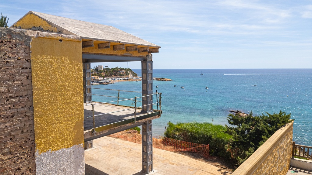 Villa’s aan het strand te koop in Orihuela Costa