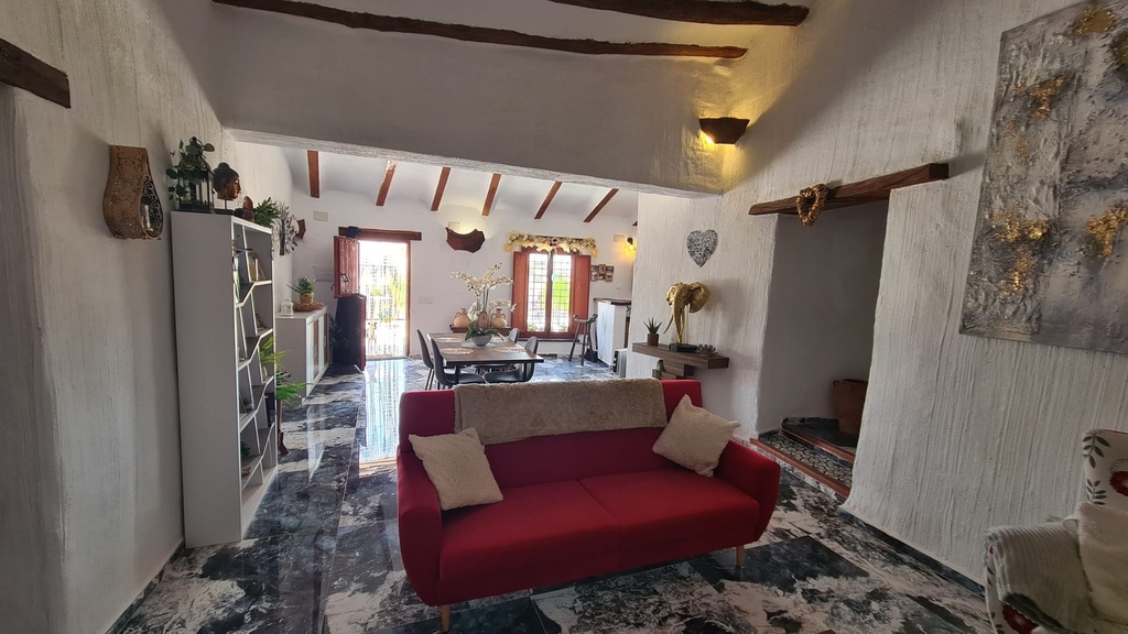 Prachtig grottenhuis met 3 slaapkamers en 2 badkamers – Orce, Granada