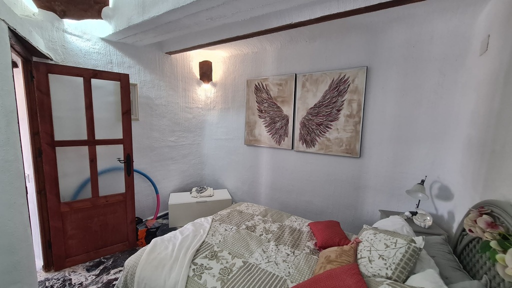 Prachtig grottenhuis met 3 slaapkamers en 2 badkamers – Orce, Granada